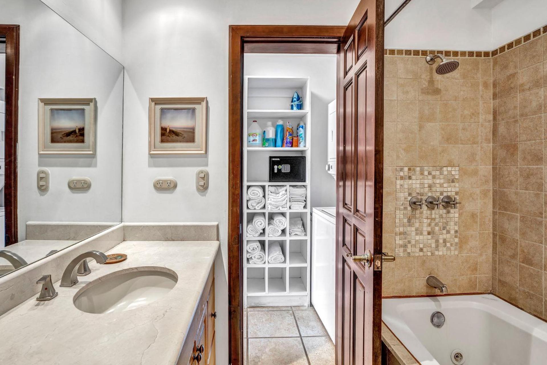 Newly Remodeled Unit In Flamingo With Sweeping Ocean Views From Big Terrace Villa Playa Flamingo Kültér fotó