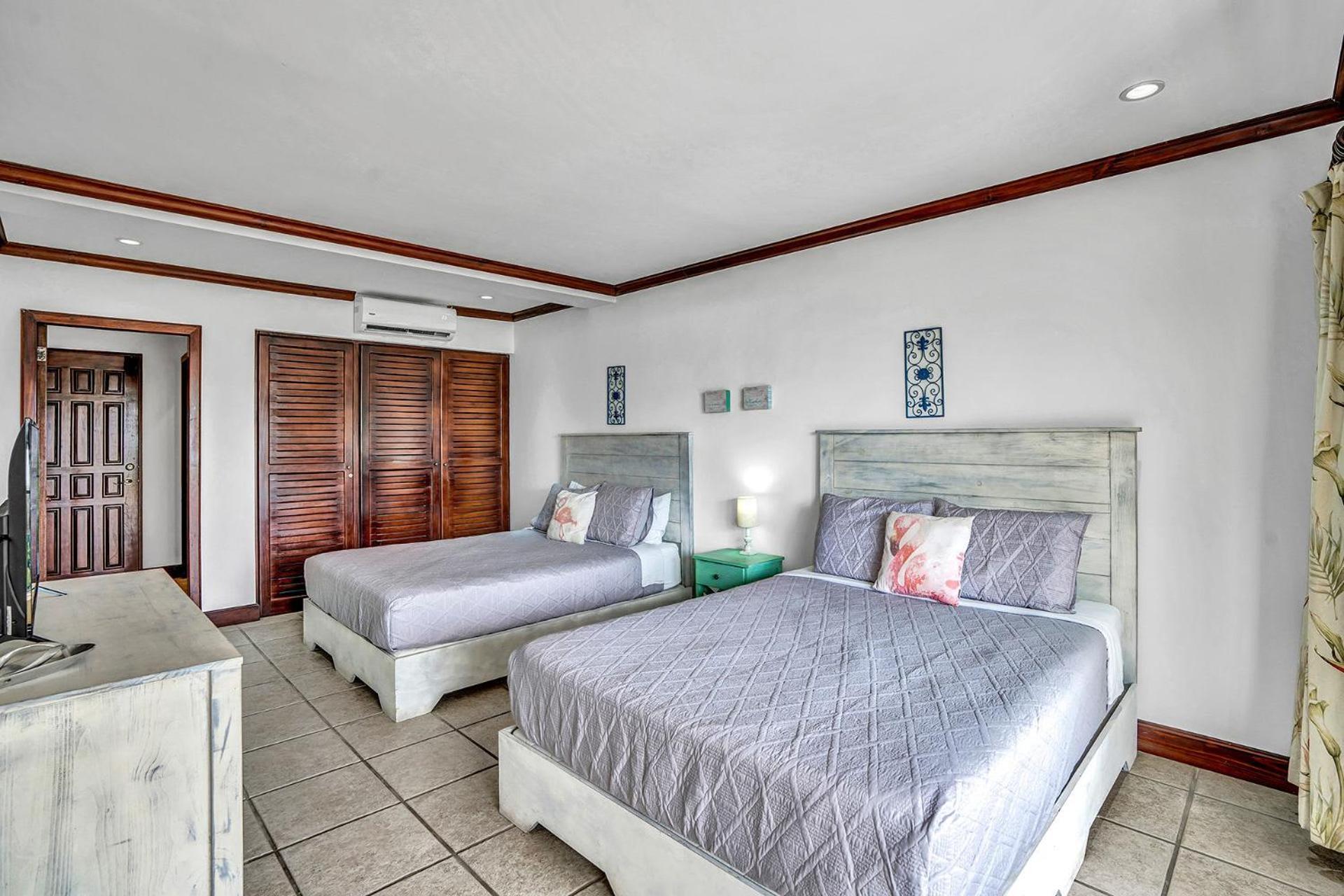 Newly Remodeled Unit In Flamingo With Sweeping Ocean Views From Big Terrace Villa Playa Flamingo Kültér fotó